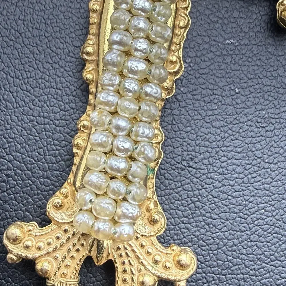 Miriam Haskell Faux Seed Pearl Cross Necklace Pendant Gold Tone Vintage